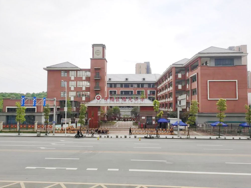 福鑫苑農(nóng)民安置小區(qū)A18#棟、新塘學(xué)校教學(xué)樓、食堂、體藝樓、門衛(wèi)建安工程